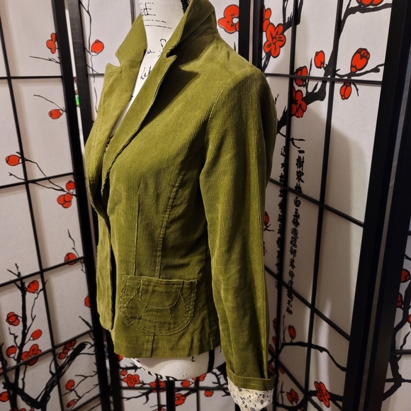 TWENTY-TWENTY LADIES SHORT OLIVE GREEN CORDEROY JACKET FLORAL LINING/SIZE MEDIUM - Picture 6 of 12